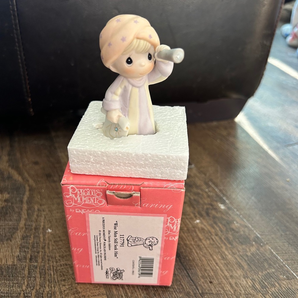 Precious‎ Moments Wise Men Still Seek Him 117791 Mini Nativity Figurine 2004 Box